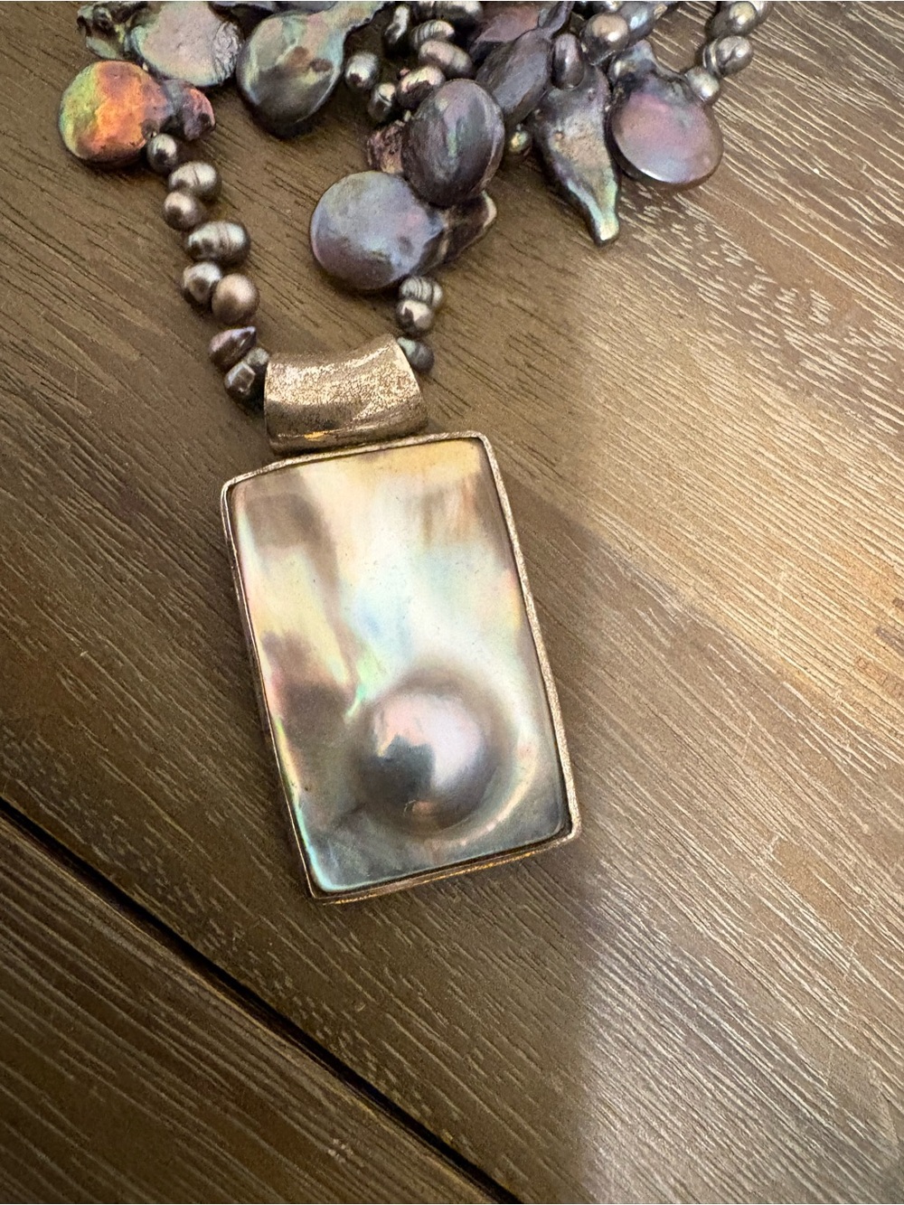 Iridescent Multi-Strand Fresh Water Pearl & Pendant Necklace - Picture 3 of 6
